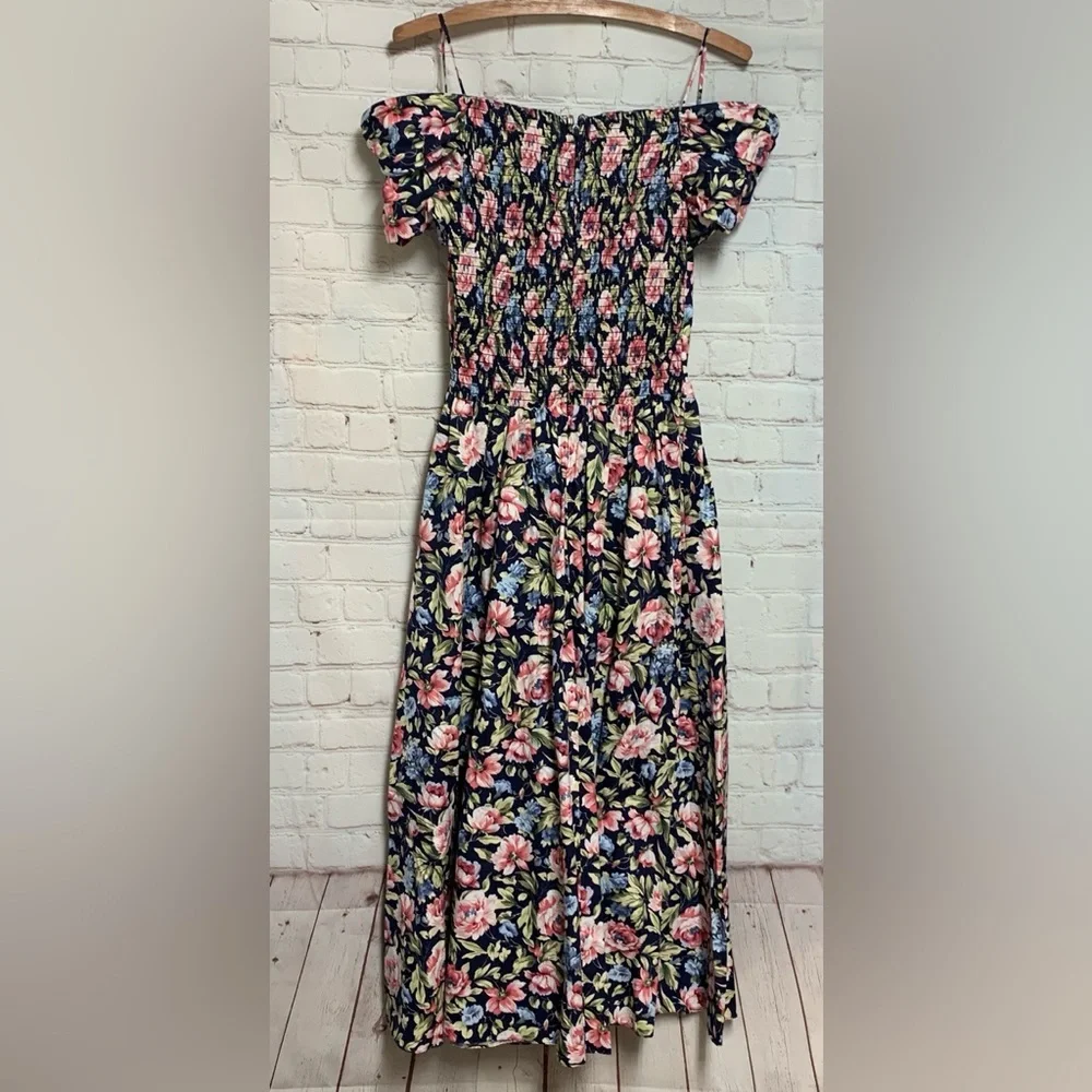 NEW Vintage Karin Stevens Black Floral Cottagecore Smocked Dress Size 4 - Picture 8 of 8
